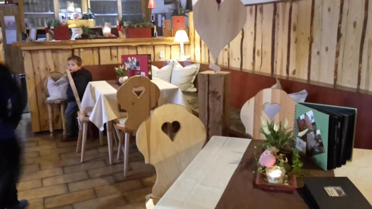 Gasthaus Dollinger Dinkelsbuehl Luaran gambar